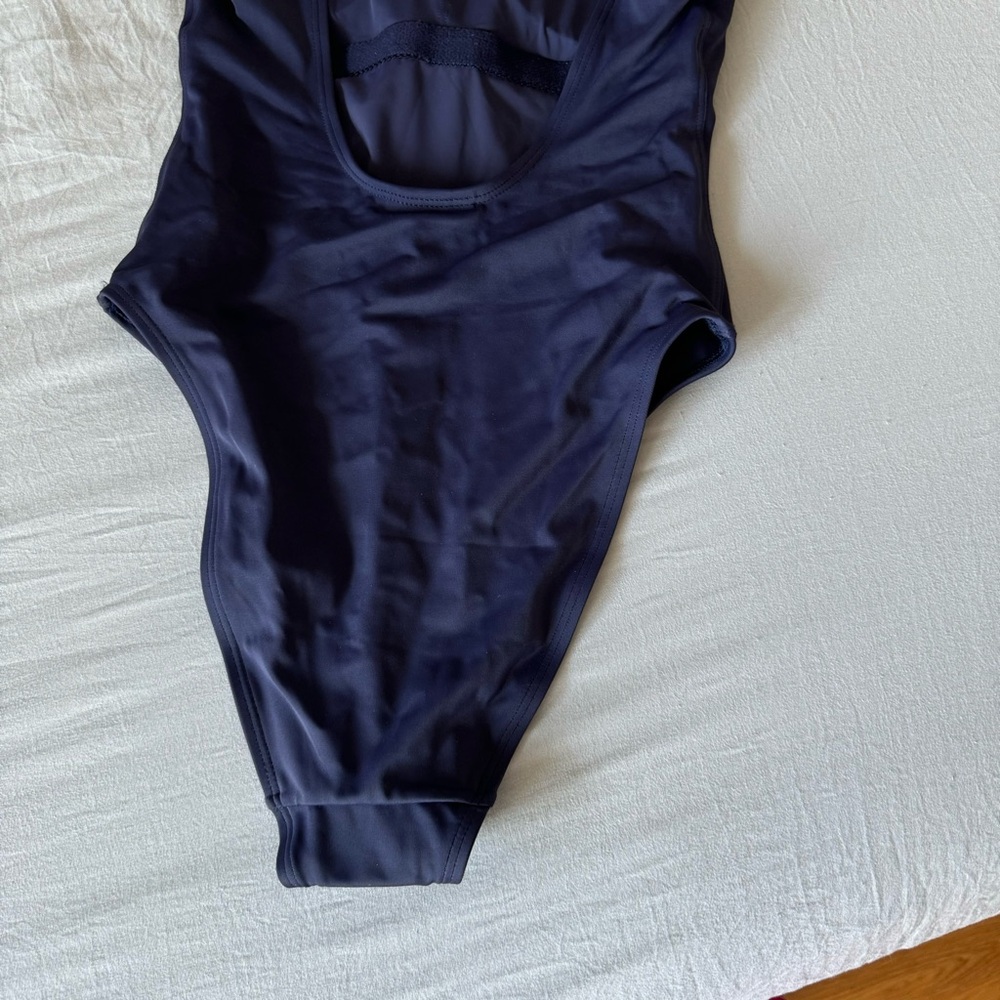 Andie The Laguna One Piece - Flat - Navy - Classia XS - Picture 6 of 10